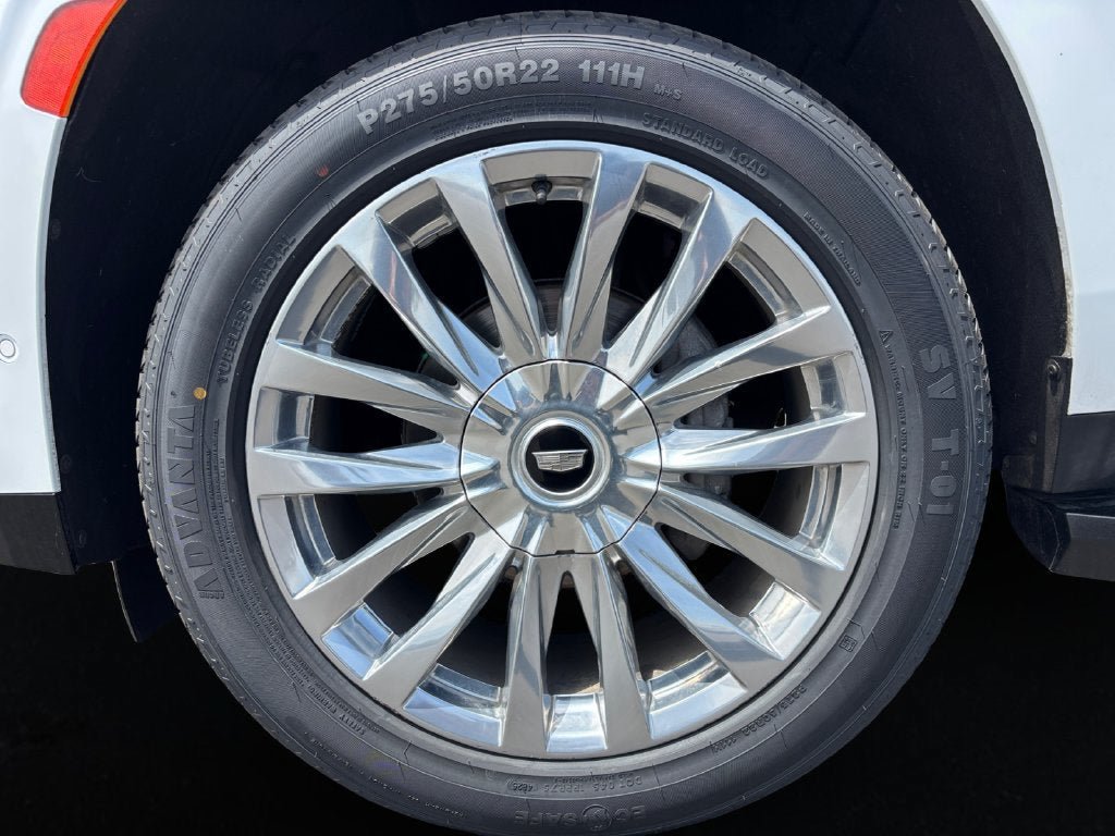 Certified 2023 Cadillac Escalade ESV Premium Luxury w/ Performance Package AWD/4WD image 9