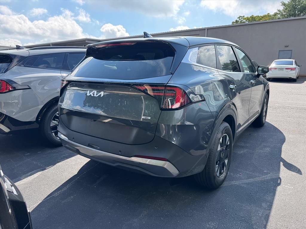 Certified 2026 Kia Sportage LX FWD image 5