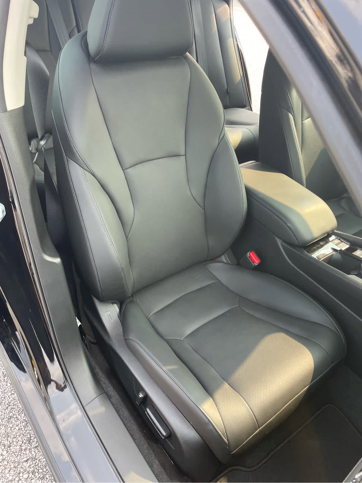 Used 2023 Honda Accord EX-L image 13