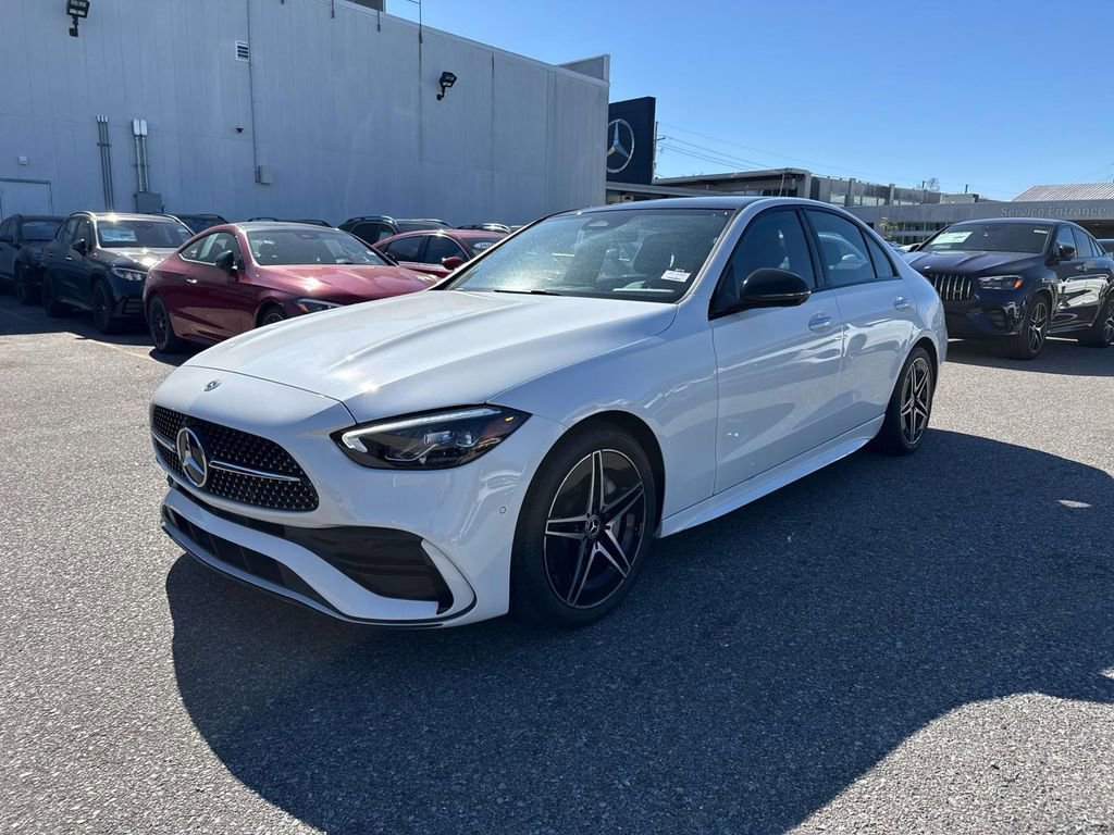 Used 2024 Mercedes-Benz C 300 Sedan image 3