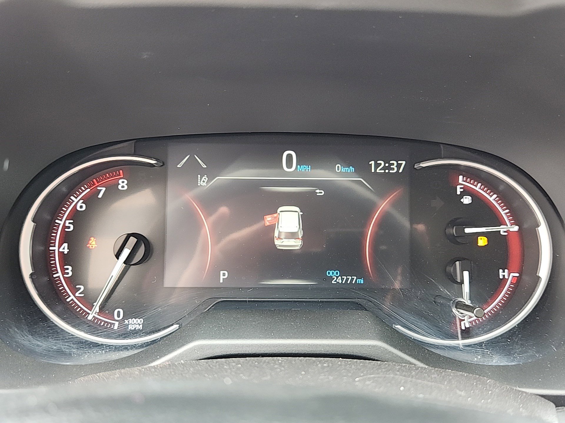 Certified 2025 Toyota RAV4 LE FWD image 13