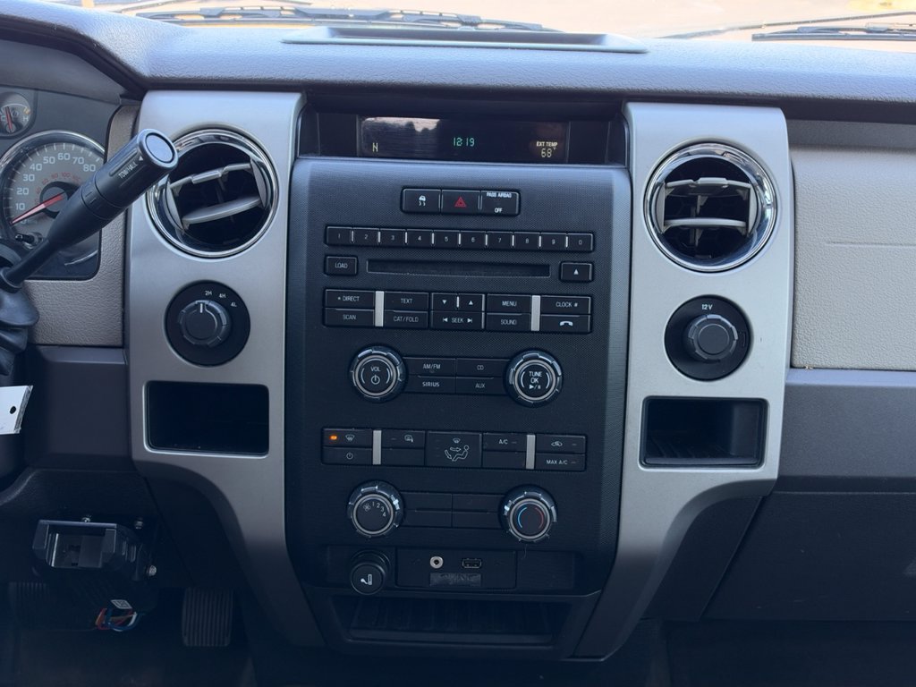 Used 2010 Ford F150 XLT AWD/4WD image 22
