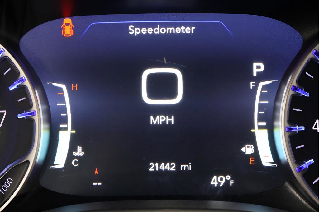 Used 2026 Chrysler Pacifica Select FWD image 15