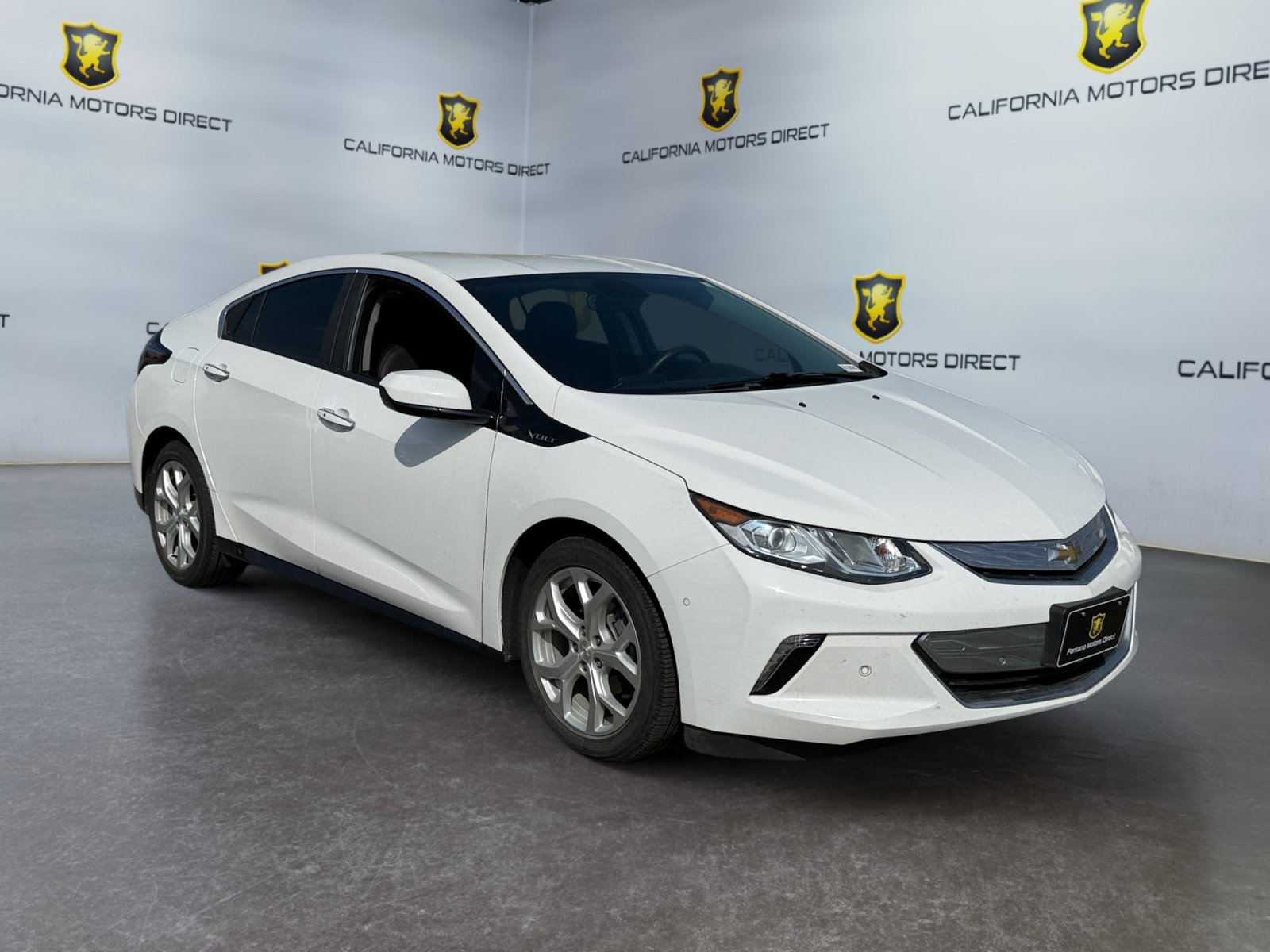 Used 2016 Chevrolet Volt Premier w/ Driver Confidence Package FWD image 7
