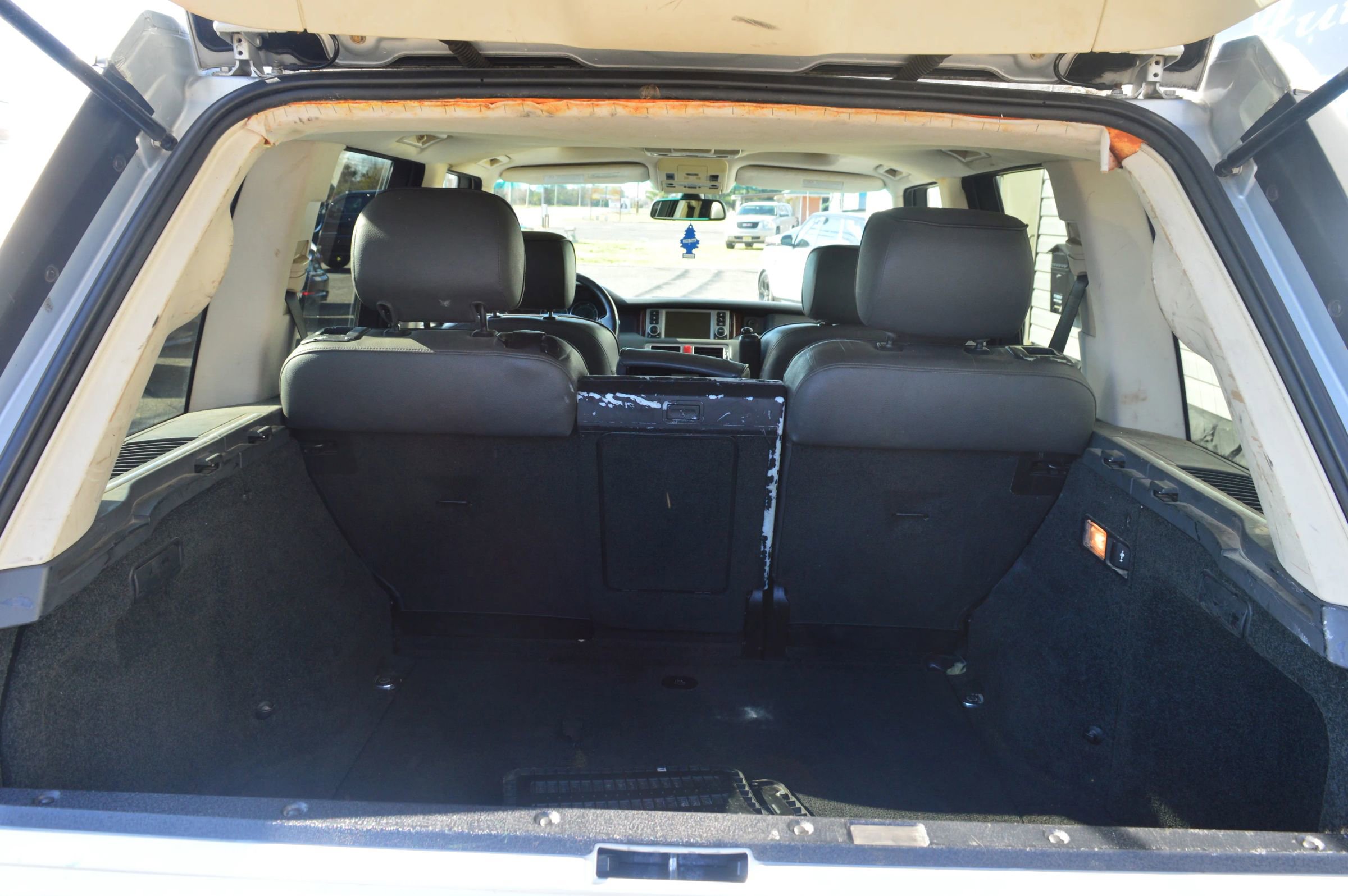 Used 2006 Land Rover Range Rover HSE image 9