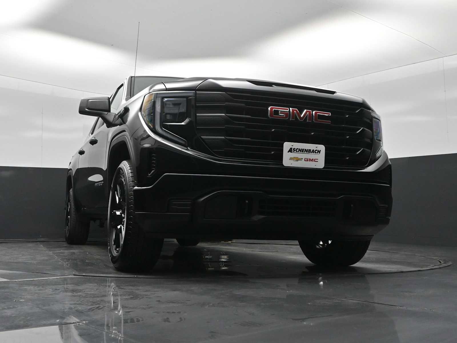Used 2025 GMC Sierra 1500 Pro w/ Graphite Edition image 19