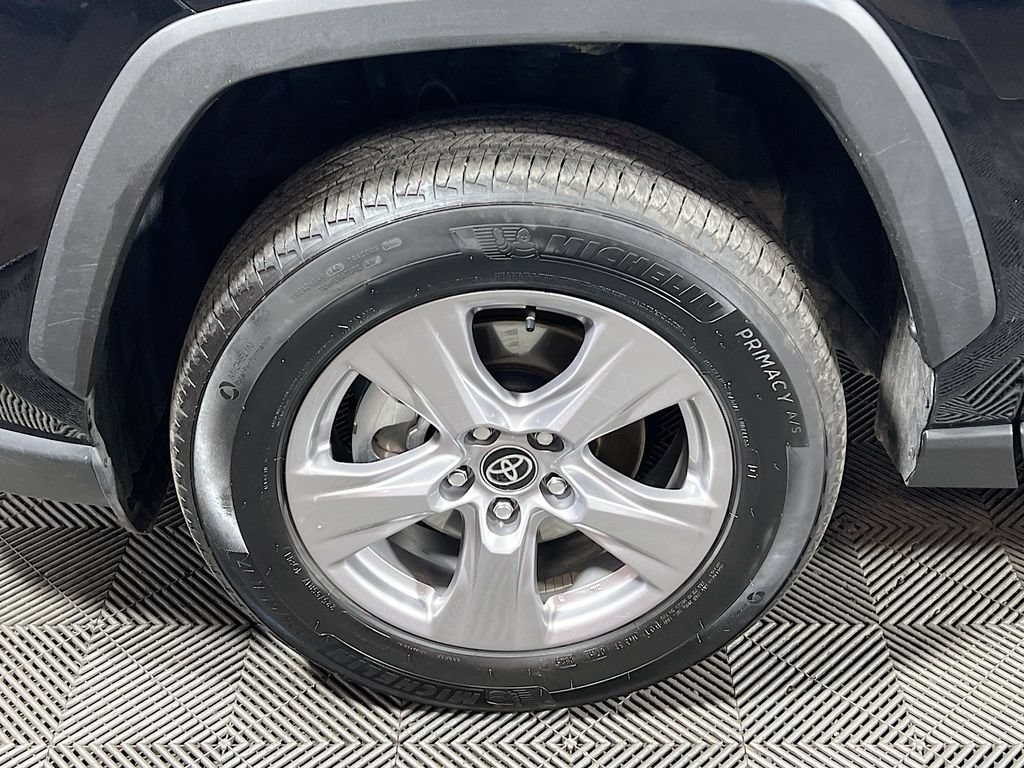 Certified 2025 Toyota RAV4 XLE AWD/4WD image 27