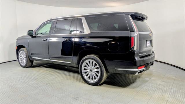 Used 2022 Cadillac Escalade ESV Luxury image 7