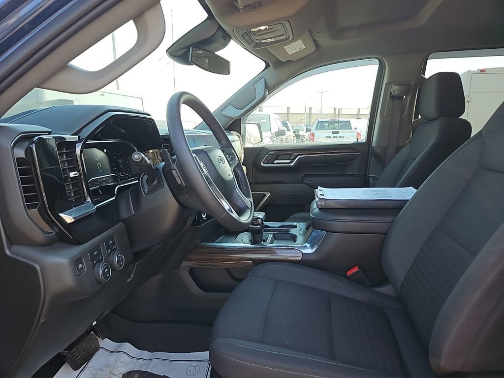 Used 2023 Chevrolet Silverado 1500 RST image 16