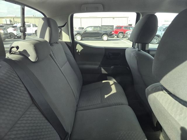 Used 2022 Toyota Tacoma SR image 9