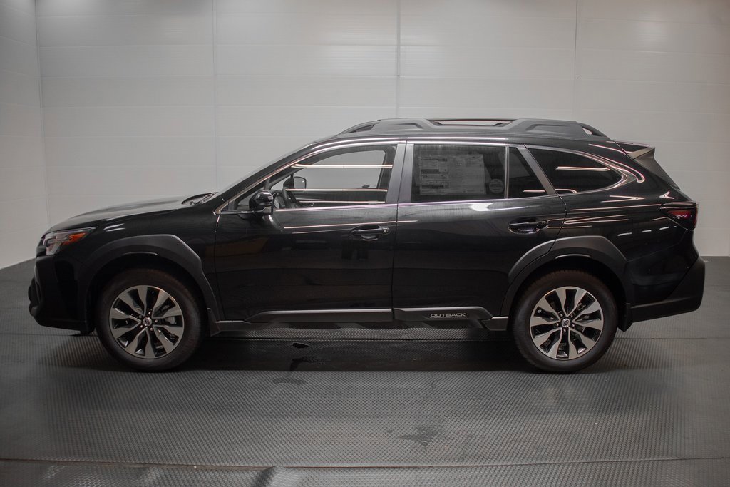 Used 2025 Subaru Outback Limited image 4