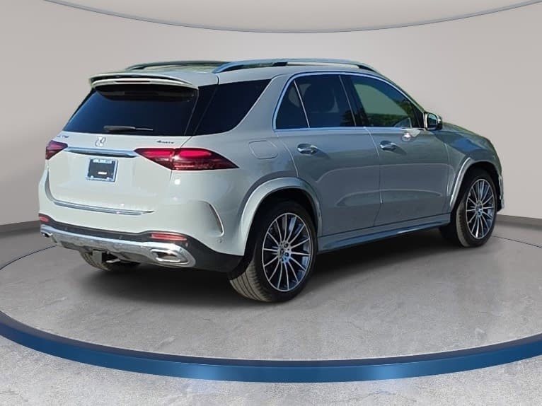 Used 2024 Mercedes-Benz GLE 450 4MATIC image 5