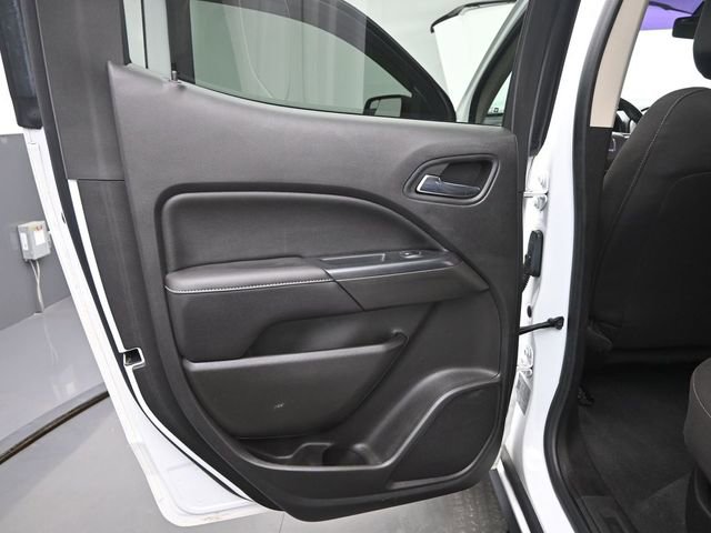 Used 2019 GMC Canyon SLE w/ SLE Convenience Package image 14