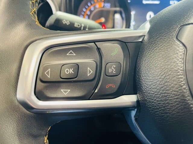 Used 2024 Jeep Wrangler Sahara w/ Technology Group AWD/4WD image 18