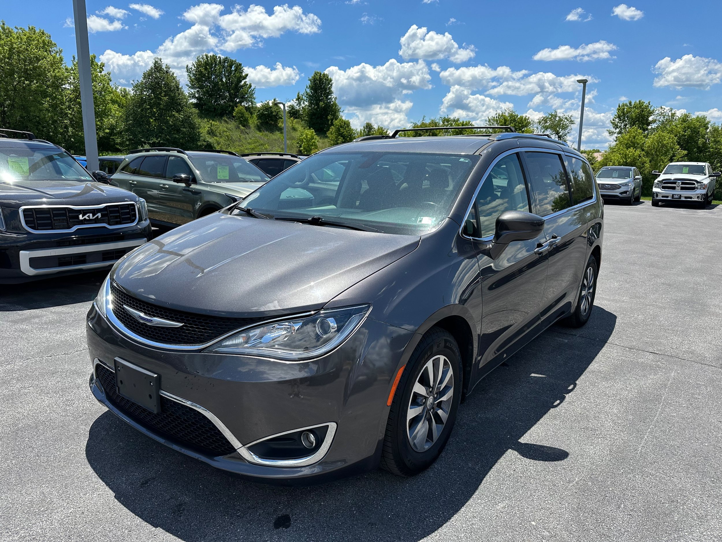 Used 2020 Chrysler Pacifica Touring-L Plus
