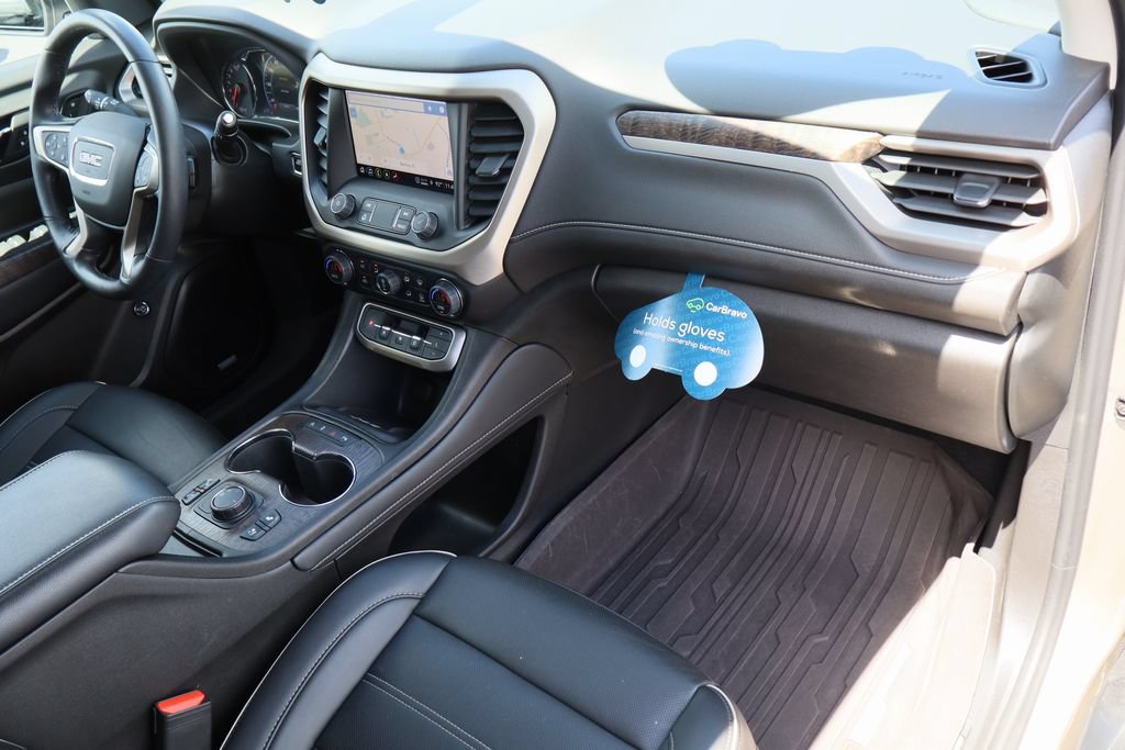 Certified 2022 GMC Acadia Denali w/ Denali Ultimate Package FWD image 33