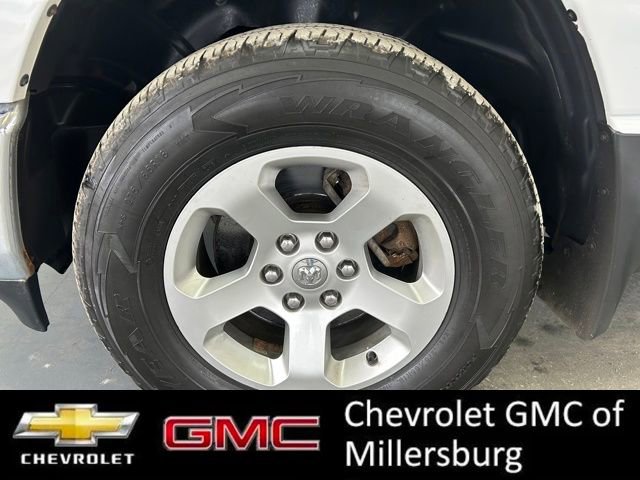 Used 2019 RAM 1500 Tradesman w/ SXT Appearance Group image 11