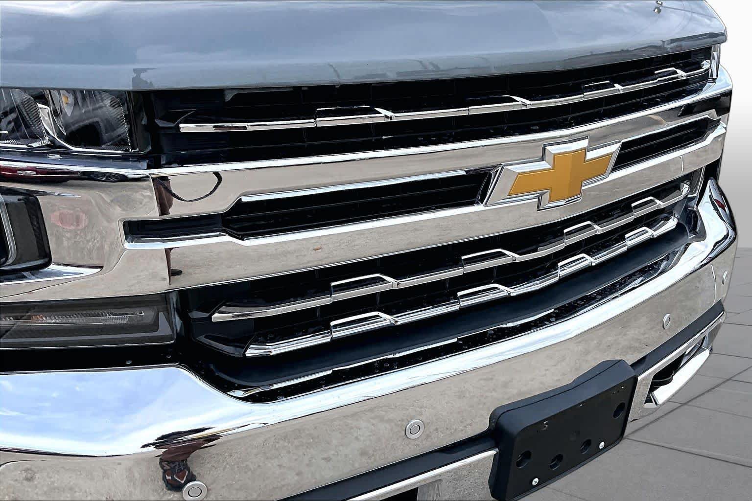 Used 2020 Chevrolet Silverado 1500 LTZ w/ LTZ Texas Edition RWD image 30