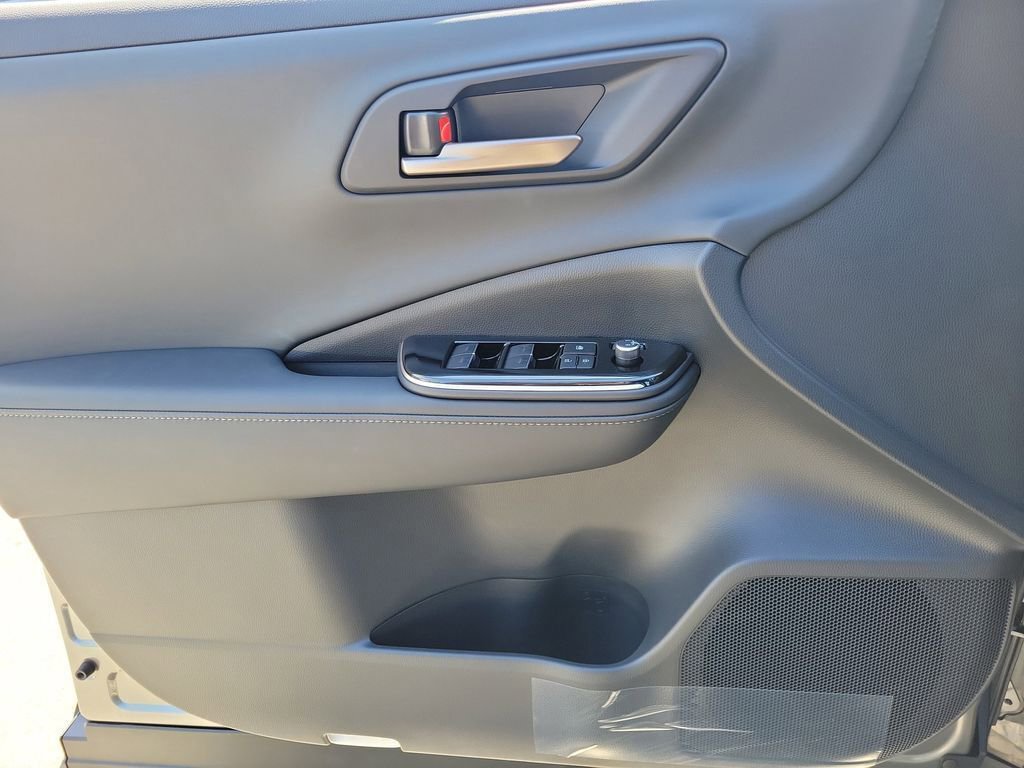 New 2026 Toyota Crown XLE image 19