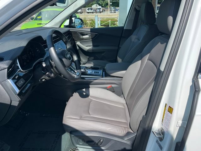 Used 2025 Audi Q7 3.0T Premium Plus AWD/4WD image 9