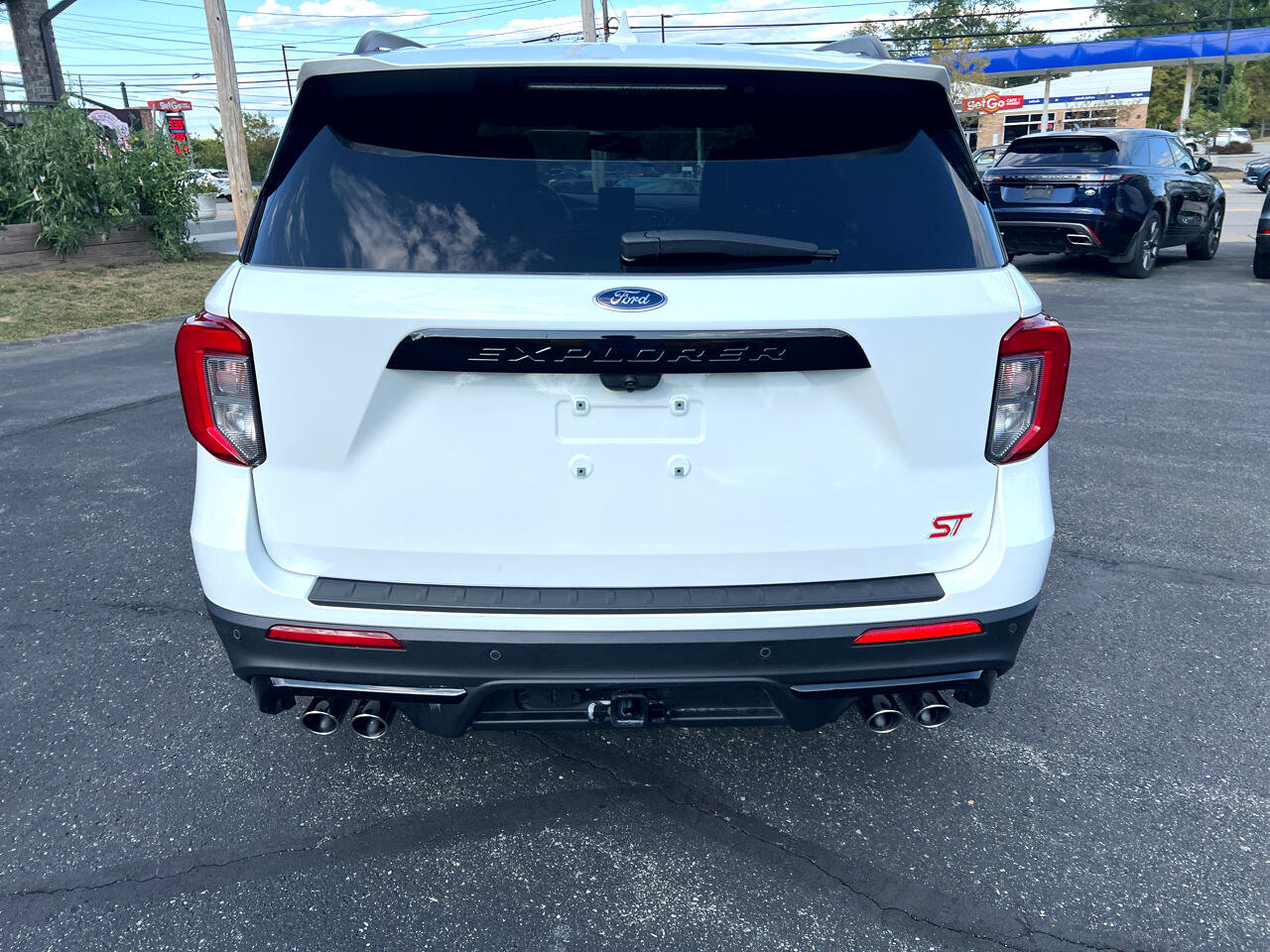 Used 2022 Ford Explorer ST w/ Equipment Group 401A image 6