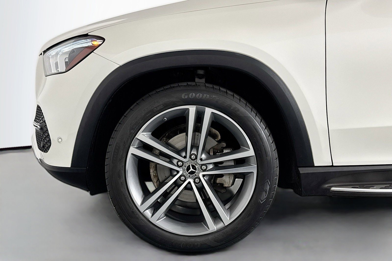 Used 2022 Mercedes-Benz GLE 350 4MATIC w/ 3rd Row Seat Package image 11