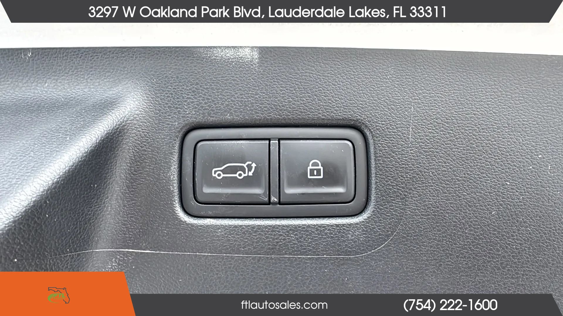 Used 2025 Hyundai Santa Fe SE FWD image 61