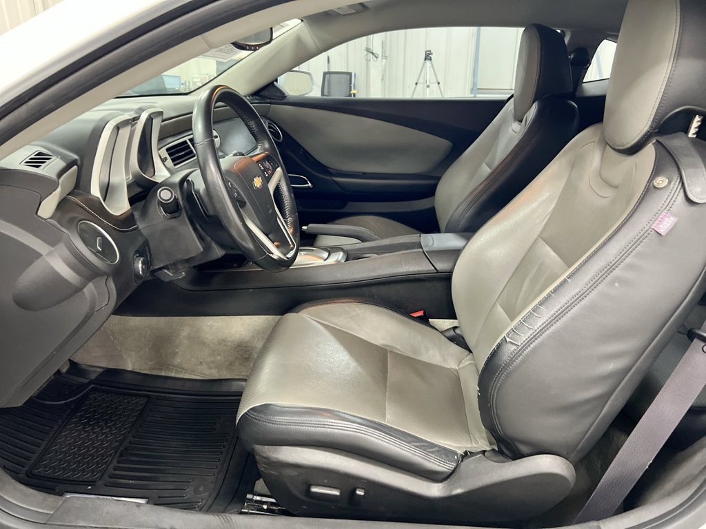 Used 2012 Chevrolet Camaro LT RWD image 18