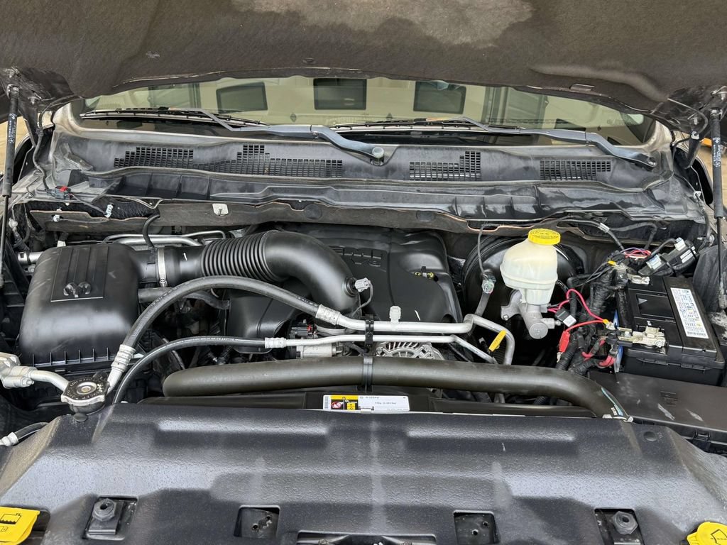 Used 2017 RAM 1500 Laramie AWD/4WD image 38