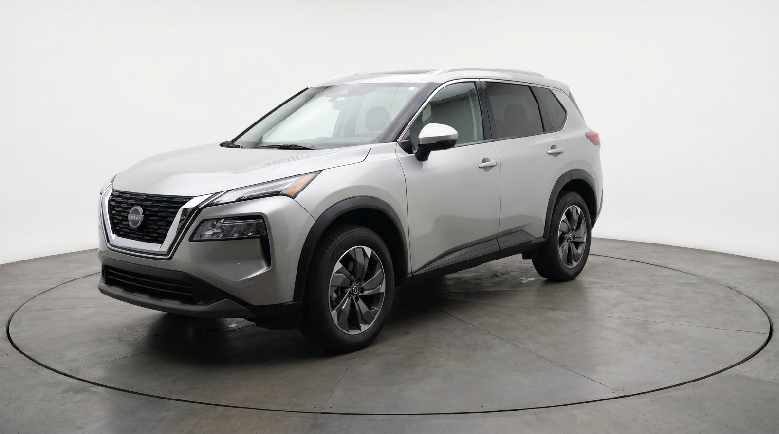 Used 2025 Nissan Rogue SV FWD image 3