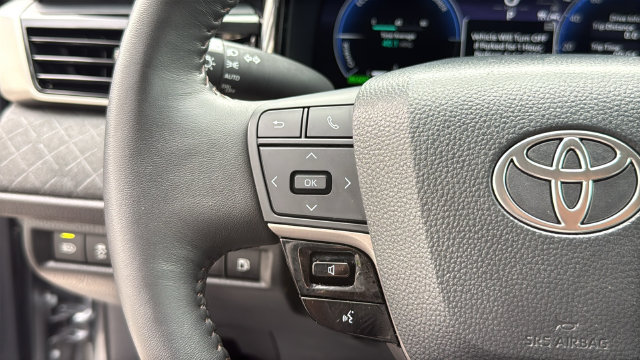 Used 2026 Toyota Camry XLE FWD image 22