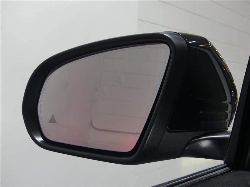 Used 2020 Mercedes-Benz GLB 250 4MATIC image 16