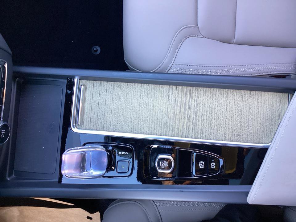 New 2027 Volvo XC60 B5 Plus AWD/4WD image 20