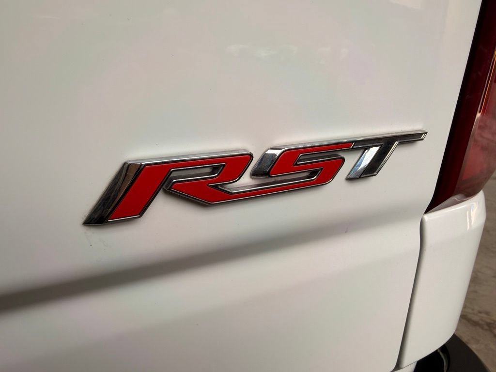 Used 2019 Chevrolet Silverado 1500 RST AWD/4WD image 13