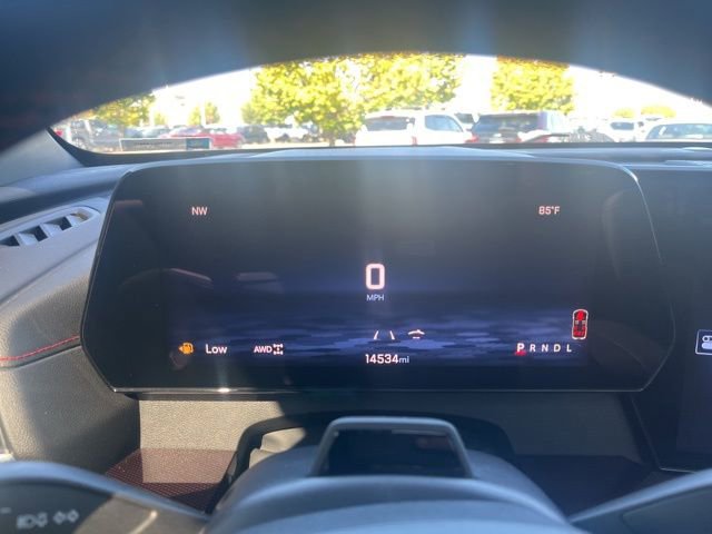 Used 2024 Chevrolet Traverse RS image 34