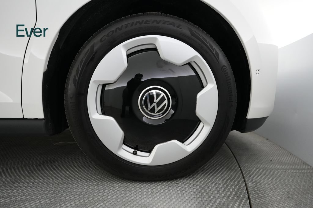 Used 2025 Volkswagen ID. Buzz Pro S RWD image 20