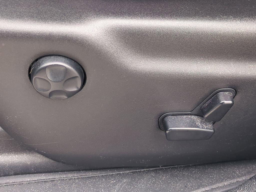 Used 2021 Jeep Grand Cherokee Limited w/ Quick Order Package 28K 80th RWD image 22