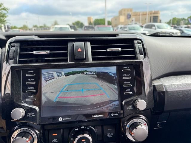 Used 2024 Toyota 4Runner TRD Off-Road Premium AWD/4WD image 40