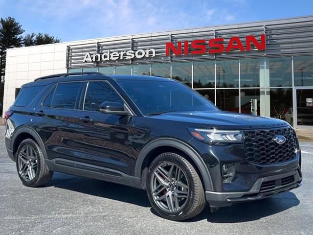 Used 2025 Ford Explorer ST image 1