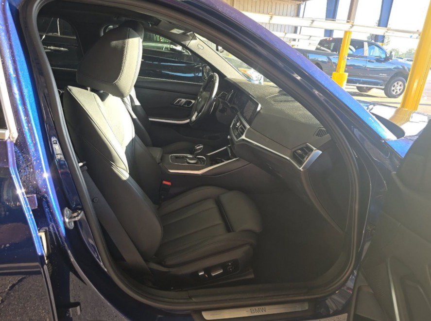 Used 2019 BMW 330i Sedan w/ Convenience Package RWD image 11