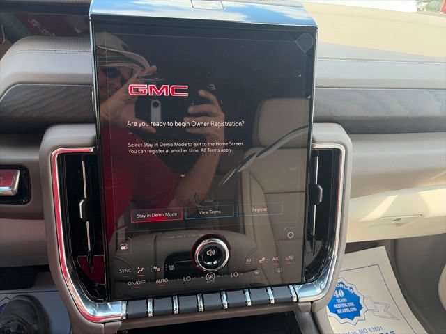 New 2026 GMC Yukon XL Denali w/ Denali Reserve Package AWD/4WD image 23