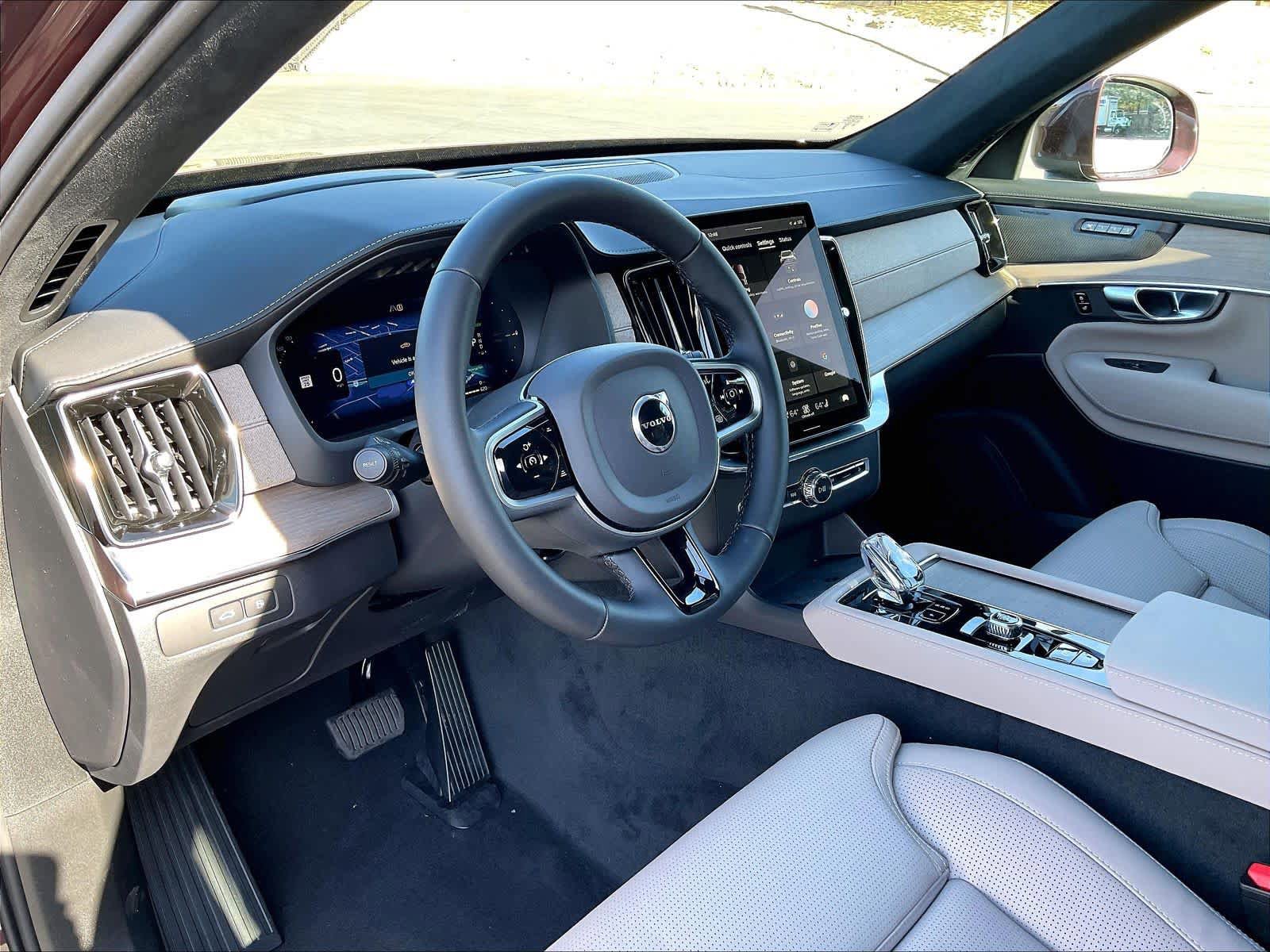 New 2026 Volvo XC90 T8 Ultra w/ Lounge Package AWD/4WD image 8