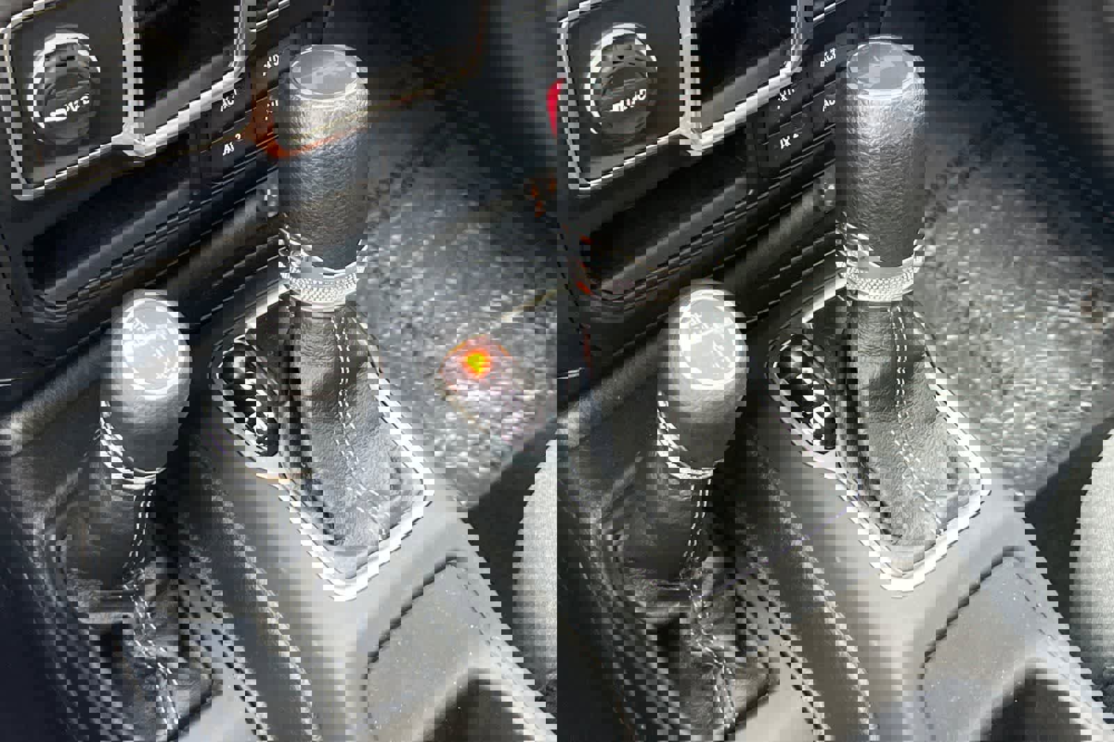 Used 2024 Jeep Wrangler Sport image 23