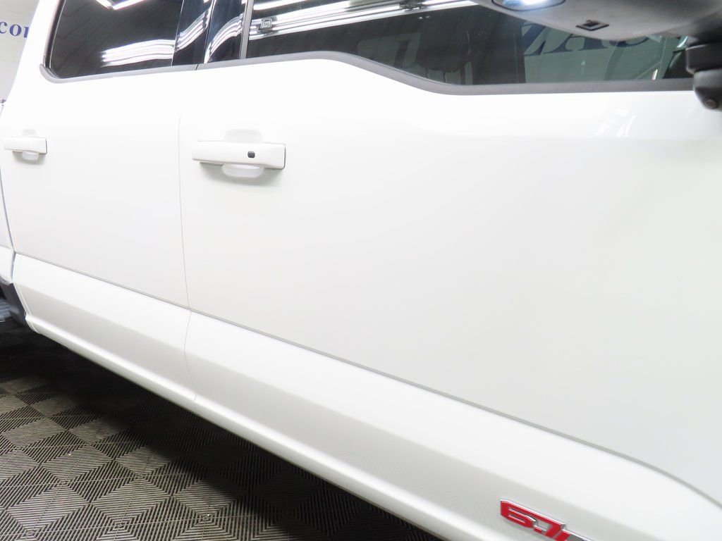 Used 2025 Ford F450 Platinum w/ FX4 Off-Road Package AWD/4WD image 32