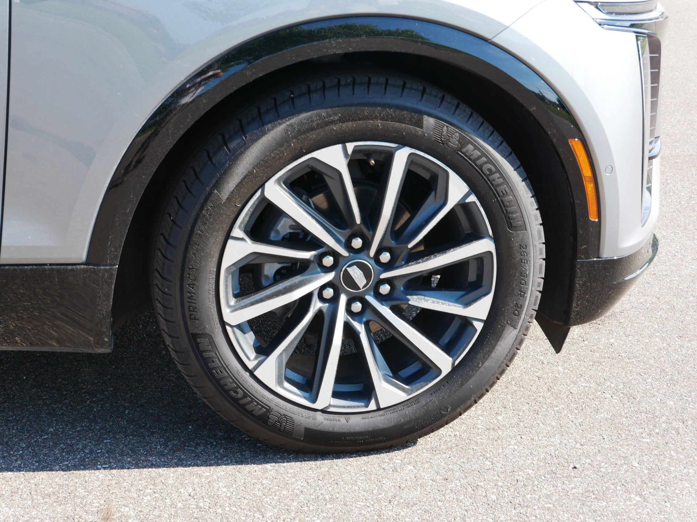 Certified 2024 Cadillac Lyriq Sport w/ LPO, Floor Liner Package AWD/4WD image 13