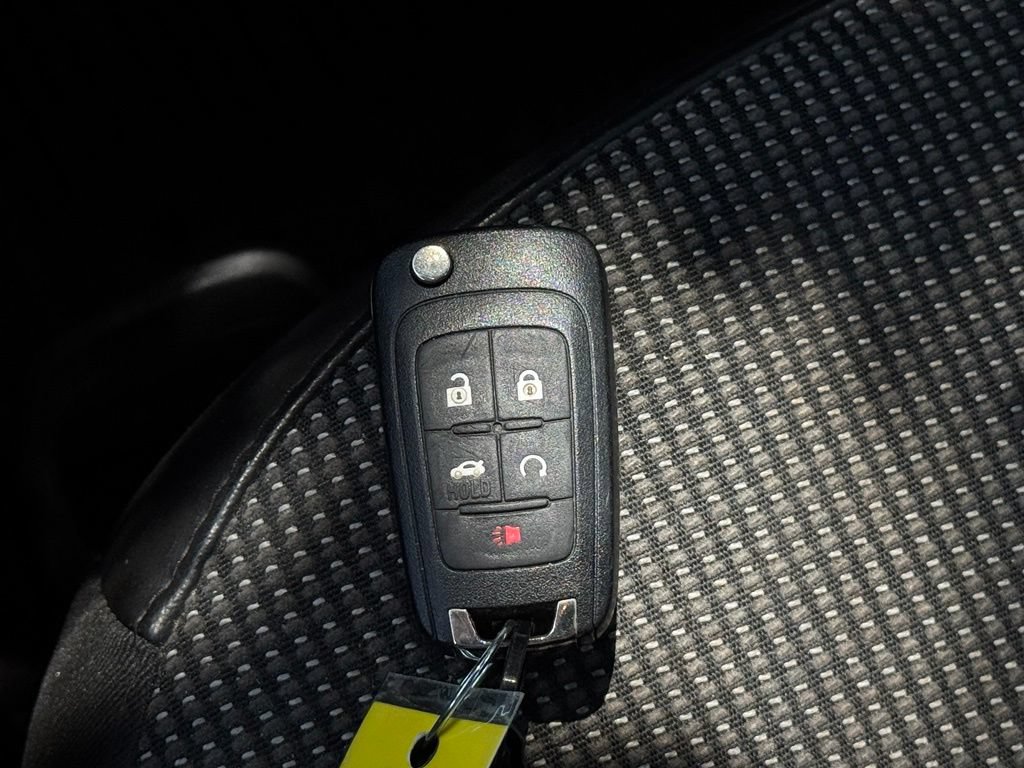 Used 2015 Chevrolet Malibu LT w/ Power Convenience Package FWD image 30