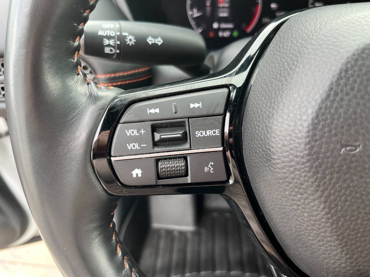 Used 2023 Honda HR-V Sport image 25