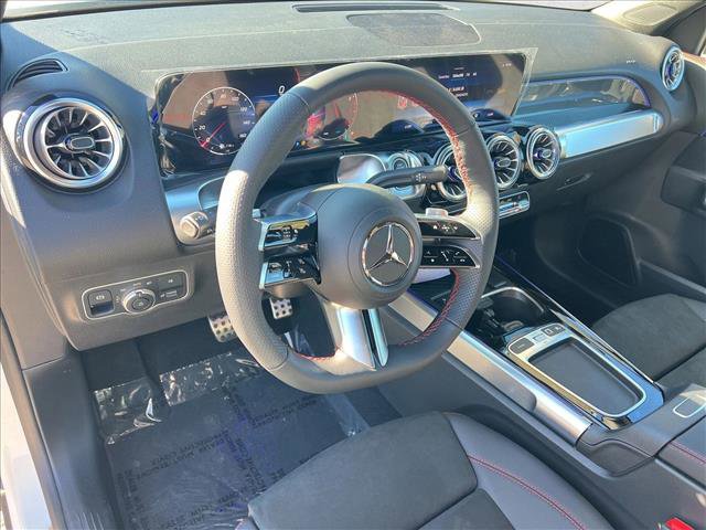 New 2026 Mercedes-Benz GLB 250 4MATIC video 3