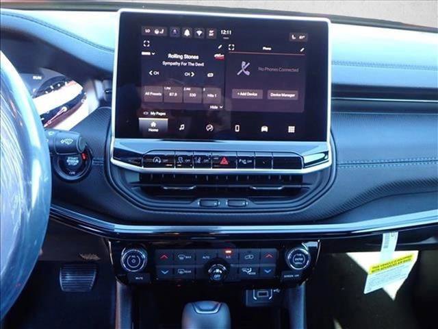 New 2026 Jeep Compass Limited image 17