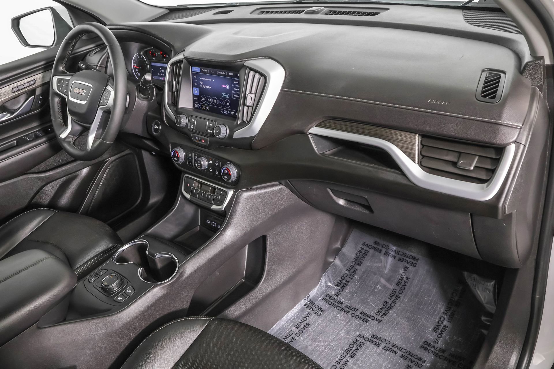 Used 2023 GMC Terrain SLT image 43